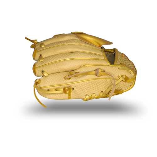 THE GOLD GLOVE by Peralta